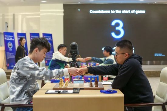 罗马在今天凌晨结束的比赛中0-2负于布拉格斯拉维亚，这意味着从目前的积分形势来看，他们很可能会进入附加赛。